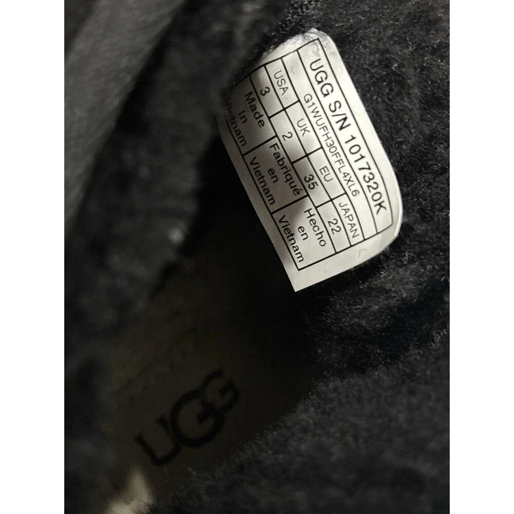 UGG beautiful barely